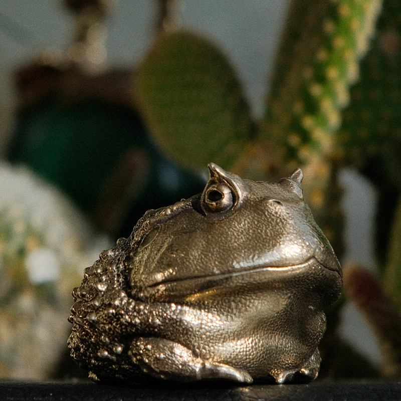 Vintage Brass Pacman Frog Orna - Vintage Collectible Furniture recension och pris