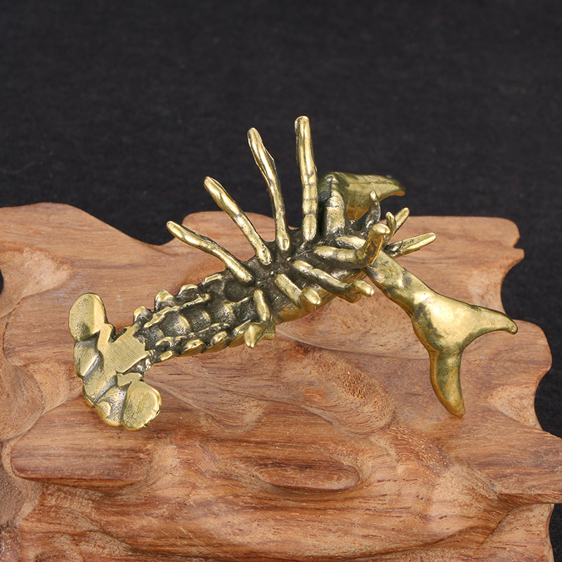 【F】Solid Brass Crayfish Orname - Vintage Collectible Furniture recension och pris