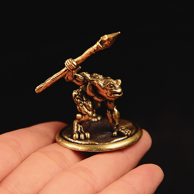Vintage Brass Frog Warrior Fig - Vintage Collectible Furniture recension och pris